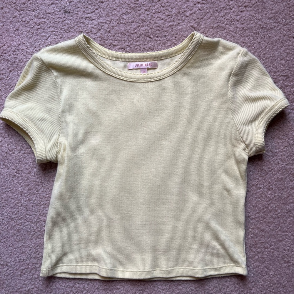 Pacsun Lottie Moss light yellow baby tee